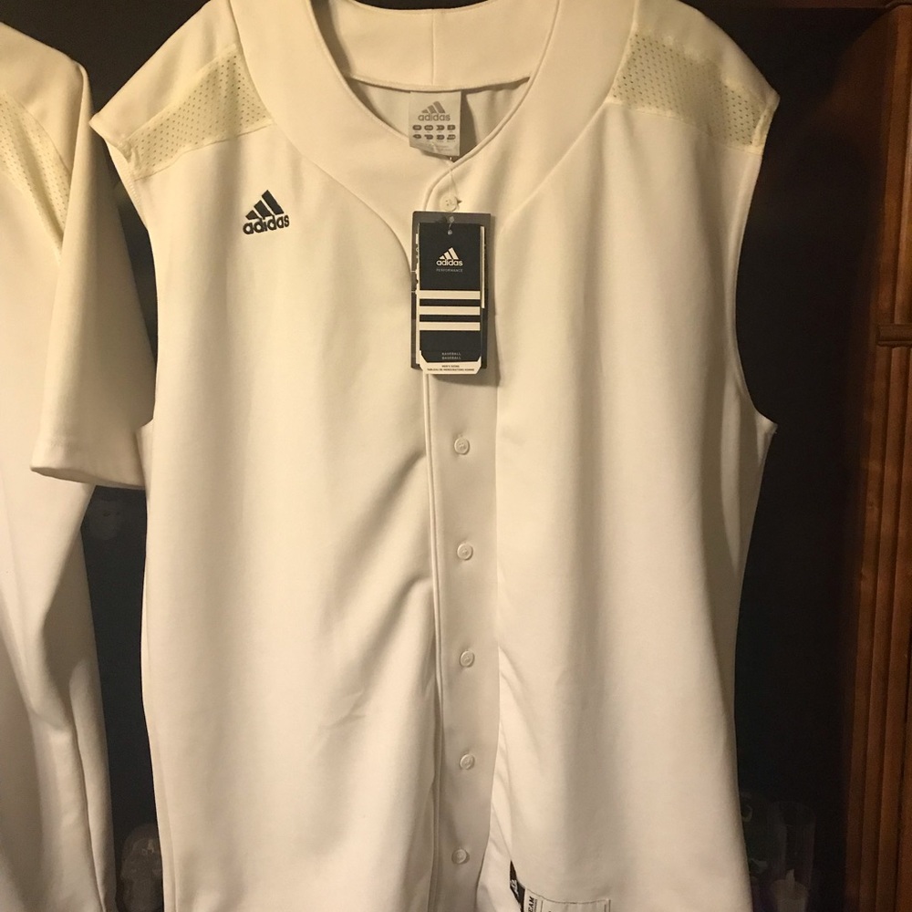 Vintage adidas Jersey xl. Never washed never worn